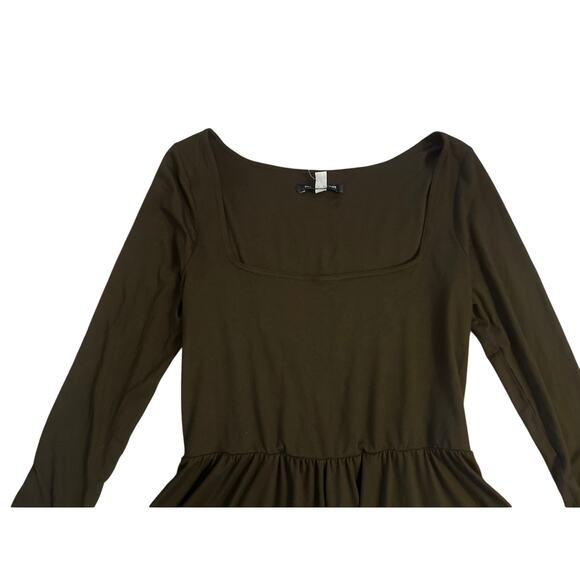 NWT Women M UO Urban Outfitters Brown Long Sleeved Romper Square Neck - Picture 2 of 5